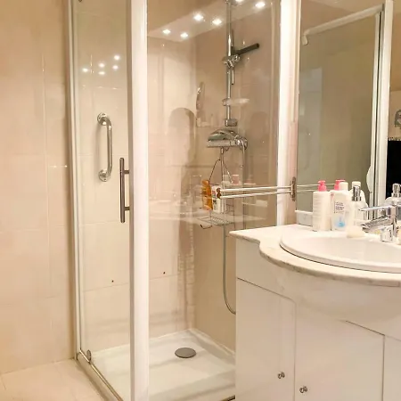 Apartment Confortable 3 Pieces En Dernier Etage A